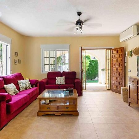 He Villa Lola- Zenia โอริอุเอลา ภายนอก รูปภาพ