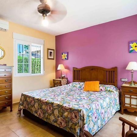 He Villa Lola- Zenia โอริอุเอลา ภายนอก รูปภาพ