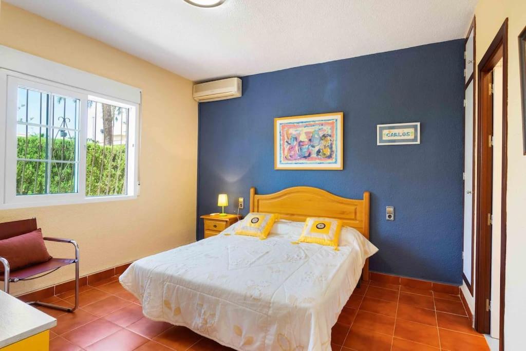 He Villa Lola- Zenia โอริอุเอลา ภายนอก รูปภาพ